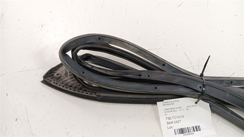 Toyota Prius Driver Left Front Door Seal    2012 2013 2014 2015