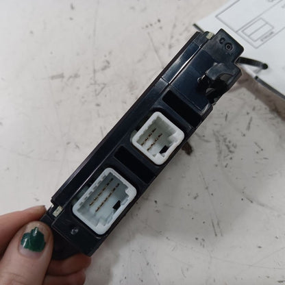 Passenger Right Side Screen Control Buttons Fits 13-17 Nissan LEAF