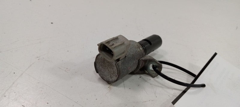 Ford Fiesta Variable Timing Gear Oil Control Valve Solenoid Cylinder H