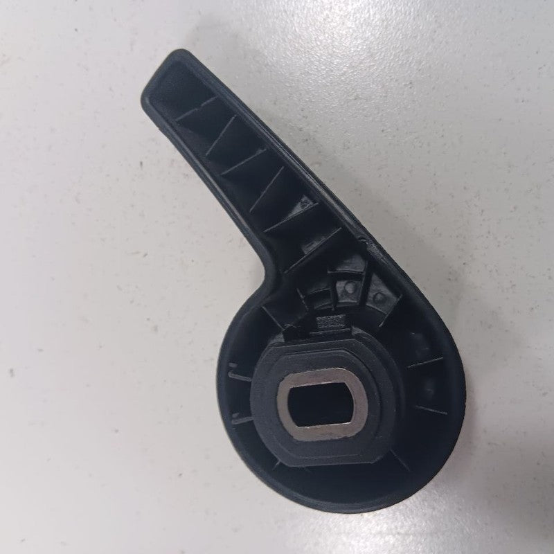 Fiat 500 Passenger Right Front Seat Adjuster {2316421} 2014 2015 2016 