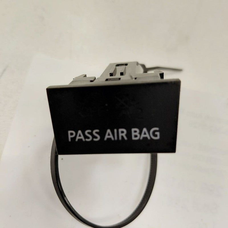 Nissan Versa Passenger Bag Light 2024 2023 2022 2021 OEM