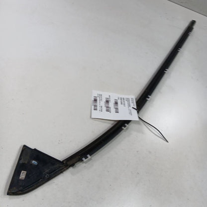 Hyundai Elantra Door Glass Window Weather Strip Trim Rear Left Driver Back  2017