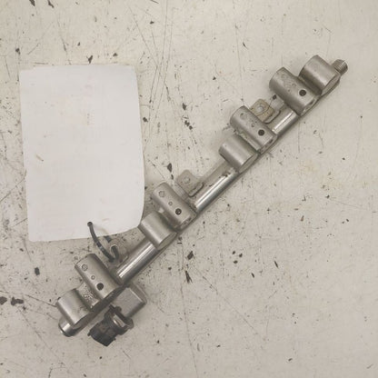 Hyundai Santa Fe Fuel Rail Injection Injector Mount Bar  2.0 2019 2020