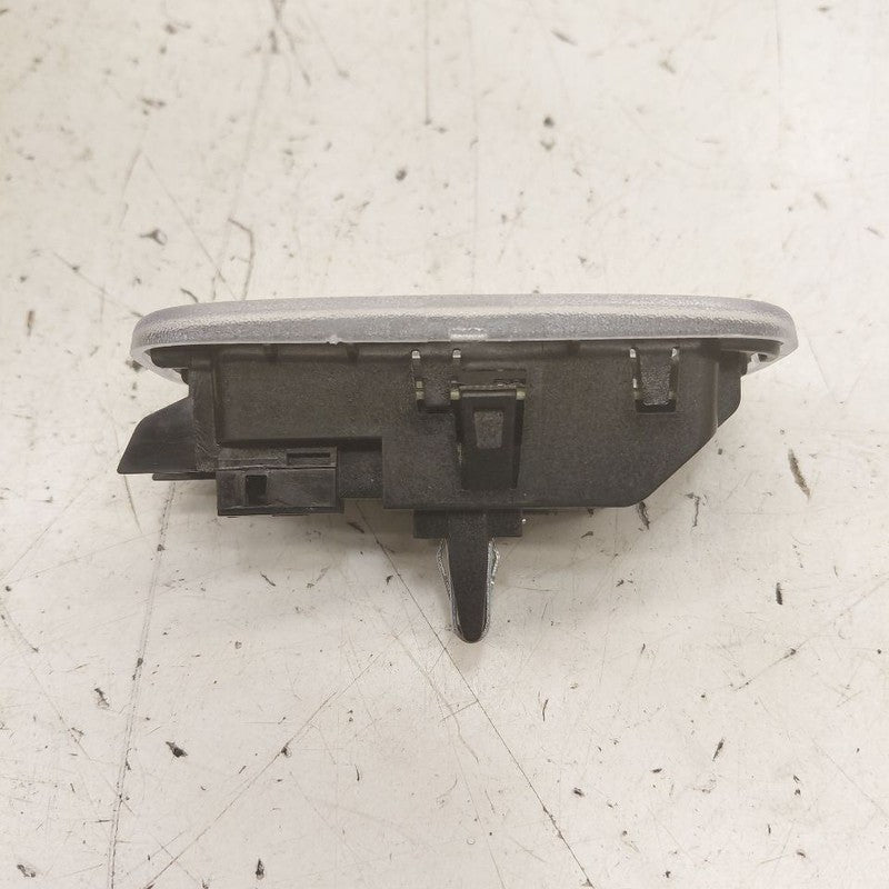 Chevy Equinox Dome Light Roof Lamp  2024 2023 2022