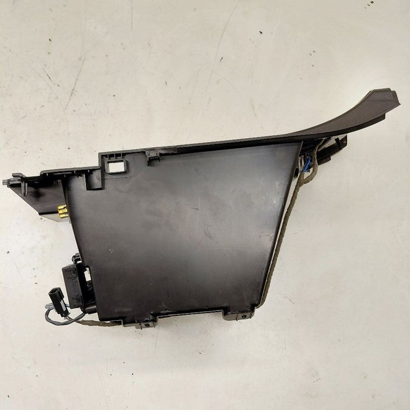 Cadillac XTS Storage Pocket      2016 2017 2018