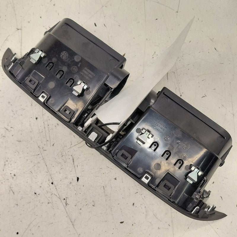 Alfa Romeo Stelvio Dash Air Vent Center Middle  2018 2019 2020 2021