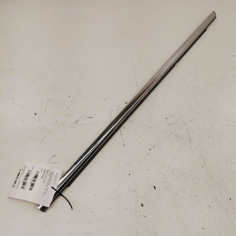Chrysler 300 Door Glass Window Weather Strip Trim Rear Right Passenger
