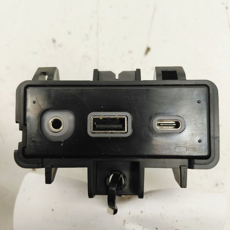 Chevy Trailblazer USB Plug In Hub Port  2023 2022 2021