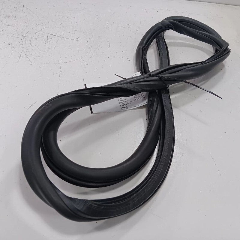 Jeep Compass On Body Door Jamb Seal Front Right Passenger 2017 2018 2019 2020