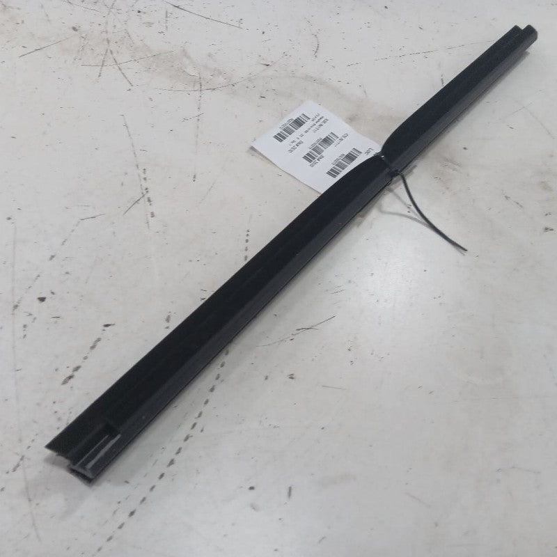 INFINITI QX50 Right Rear Weather Strip Interior  2017 2016 2015 2014 O