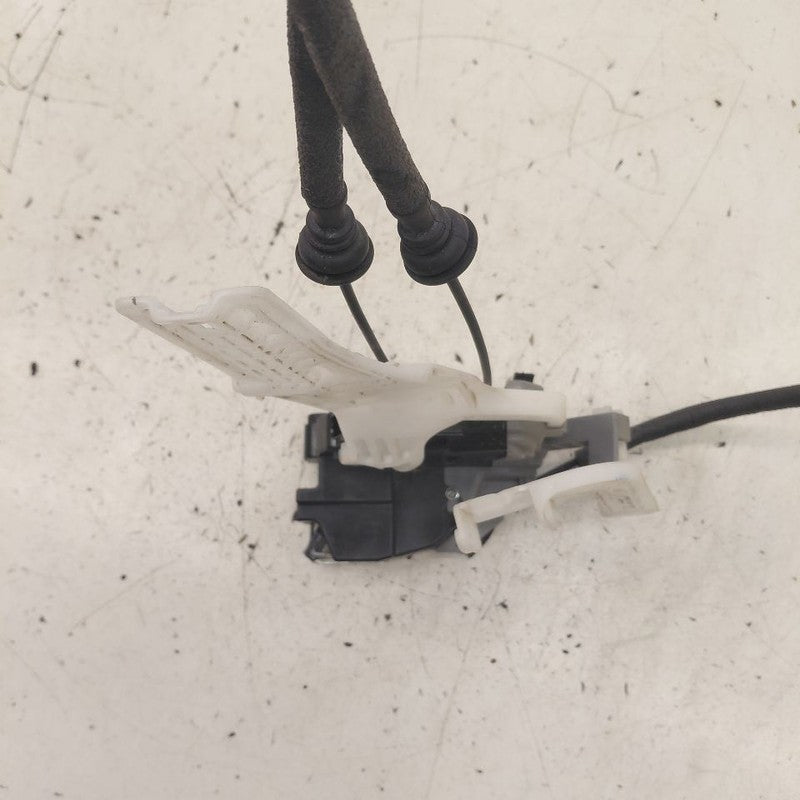 Kia Sorento Door Latch Lock Left Driver Rear  2018 2017 2016