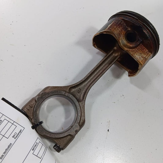 Mitsubishi Outlander Single Piston With Connecting Rod  2.4 2020 2021 