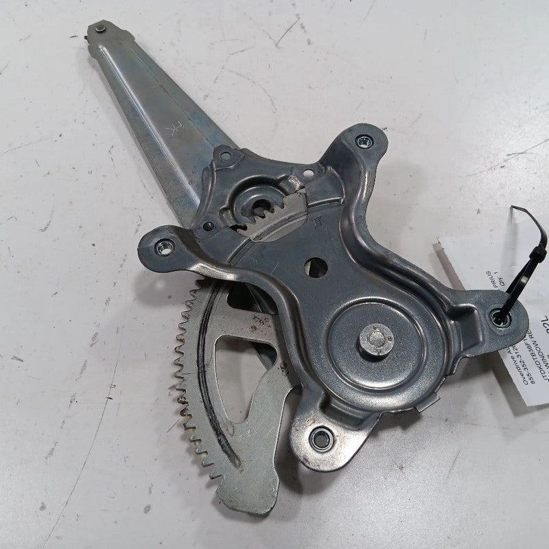Left Rear Window Regulator Track Toyota Prius C 12-19 Toyota Prius