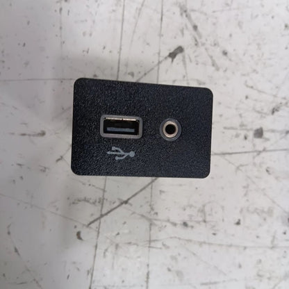Nissan Kicks USB Plug In Hub Port  2021 2022 2023 2024 OEM