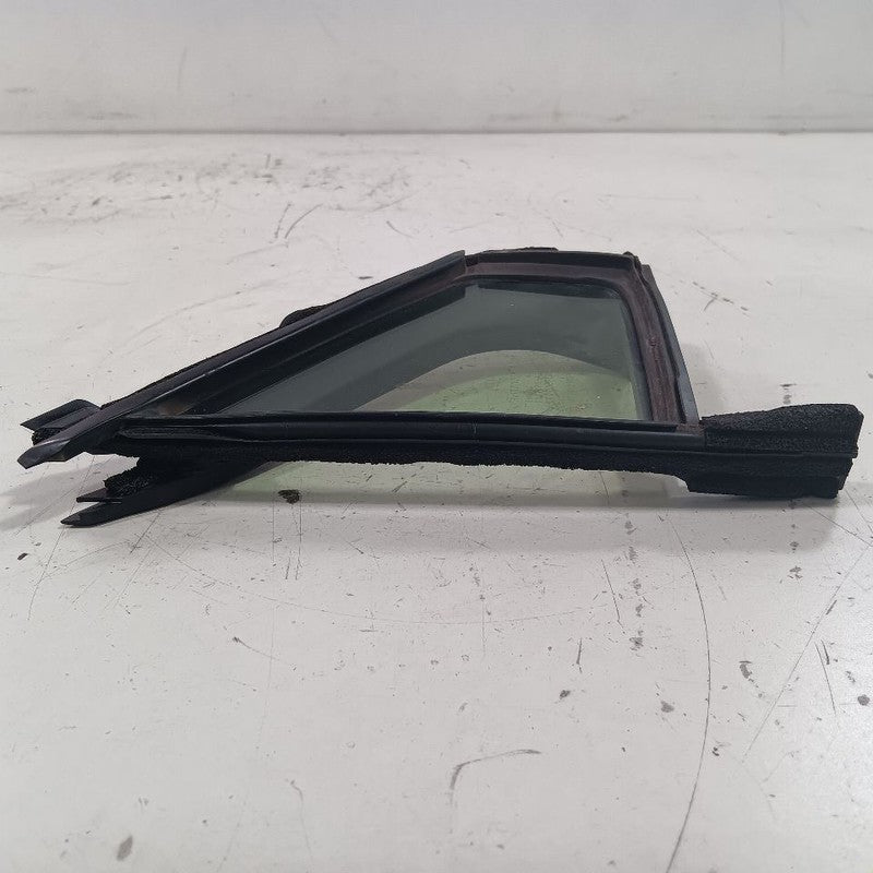 Passenger Right Front Door Vent Window Glass Prius C VIN B3 Fits 12-19 Prius