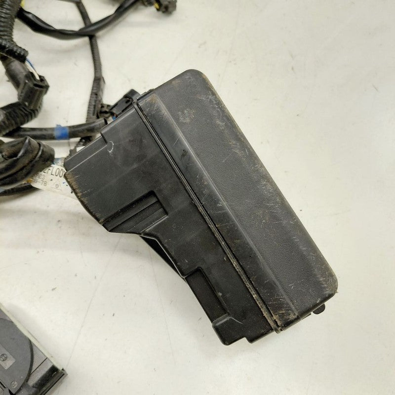 Engine Fuse Box With Harness Fits 23 XV Subaru Crosstrek