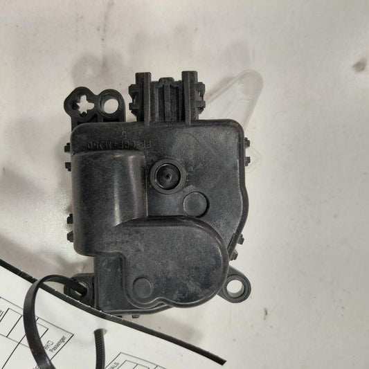 Ford Fusion Flap Door Motor Heater AC Door Actuator  2016 2015 2014 20