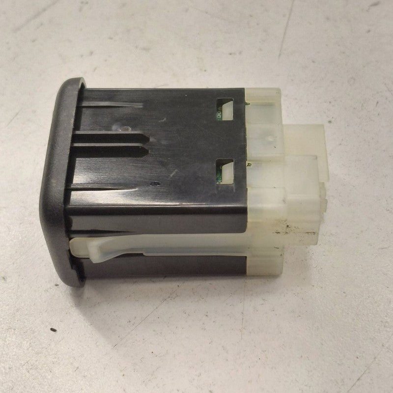 Chevy Trax USB Plug In Hub Port  2022 2021