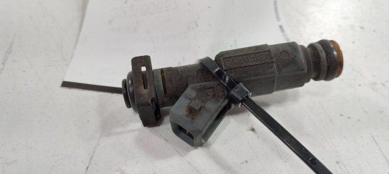 Fuel Injection Fuel Injector Fits 03-05 RANGE ROVER OEM