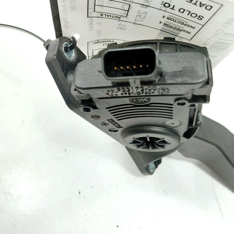 Chrysler 300 Gas Pedal  2017 2018 2019 OEM