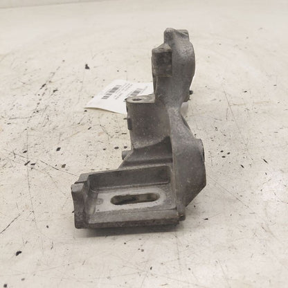 Nissan Versa AC Pulley Bracket  1.6 2019 2018 2017 2016