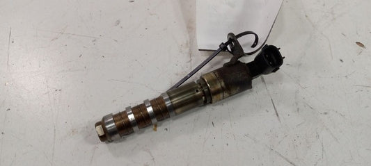 Cadillac XTS Variable Timing Gear Oil Control Valve Solenoid Cylinder Head 2013 