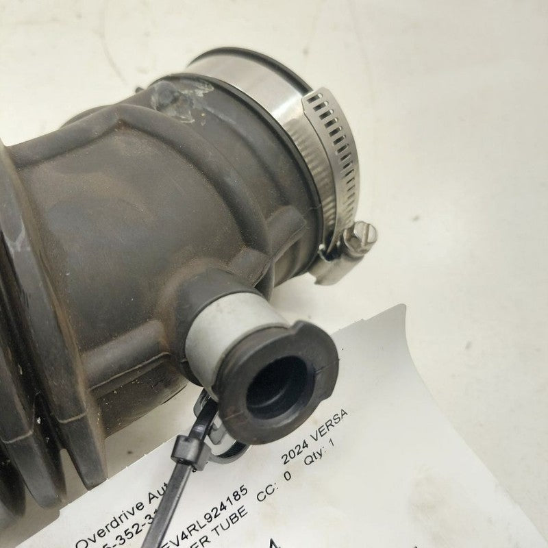 Nissan Versa Air Cleaner Tube Intake Hose  1.6 2024 2023 2022 2021 OEM