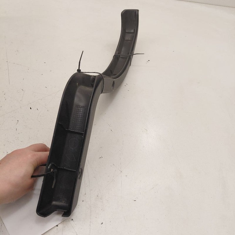 Chrysler 300 Trunk Hinge Trim Covers {1KL47TRMAA} 2017 2018 2019