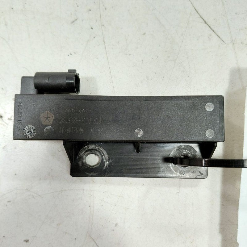 Fiat 500 Keyless Entry Antenna Module {68068148AA} 2016 2017 2018 OEM