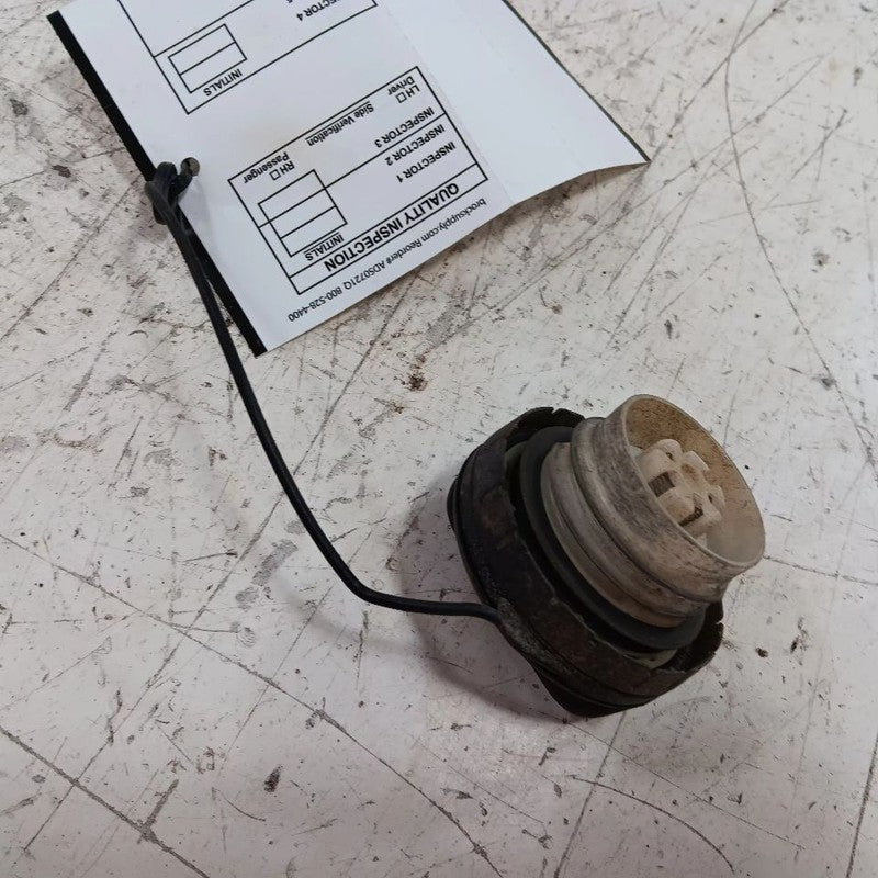 Subaru Legacy Outback Gas Tank Fuel Cap  2015 2016 2017 OEM