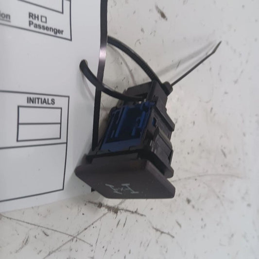 Toyota Rav 4 4x4x Four Wheel Drive Switch 2015 2016 2017 2018