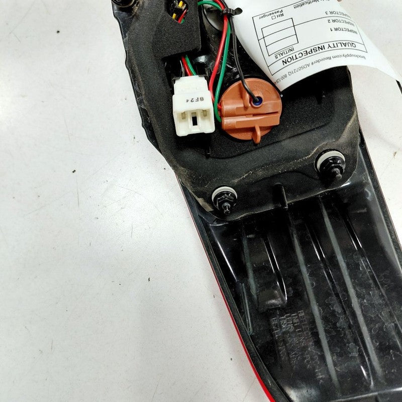 Driver Left Tail Light Brake Lamp US Built Quarter Panel Mntd 15-17 So