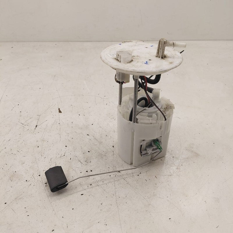 Gas Fuel Pump Assembly Tank Mounted 2.0L Fits 18-23 Hyundai Kona