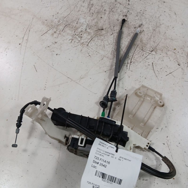 Fiat 500 Door Latch Lock Right Passenger Front  2016 2017 OEM