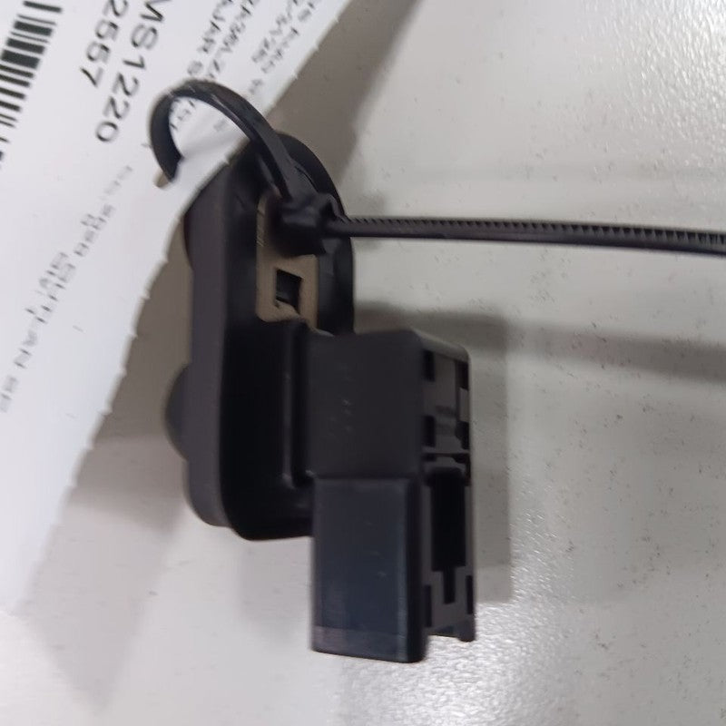 Mitsubishi Outlander Door Ajar Switch Door Open Dome Light Switch 2020