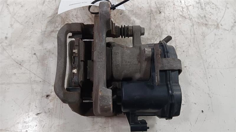 13595652 Left Brake Caliper Rear Opt J71 Fits 16-20 Chevy Malibu