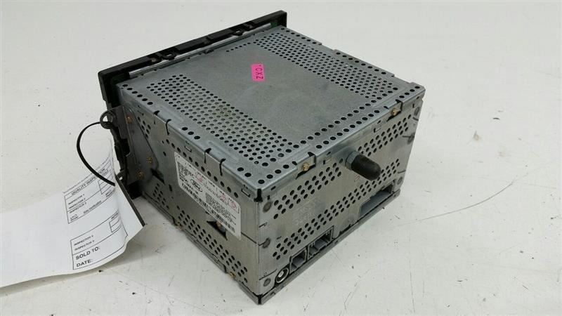 9T4Z18C815H Audio Equipment Radio AM-FM-6 CD-MP3 Player Fits 09-10 MKX OEM