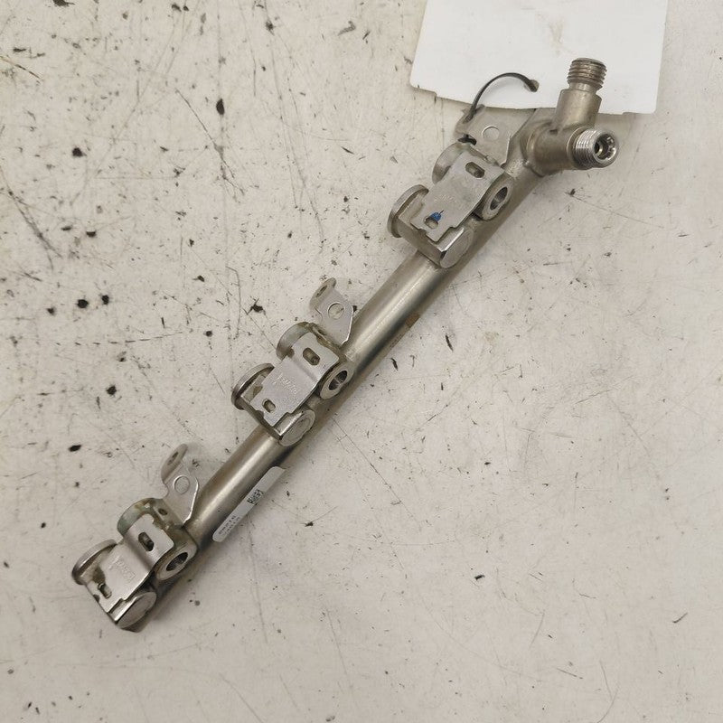 Ford Edge Passenger Rear Fuel Rail Injection Injector Mount Bar  2019 