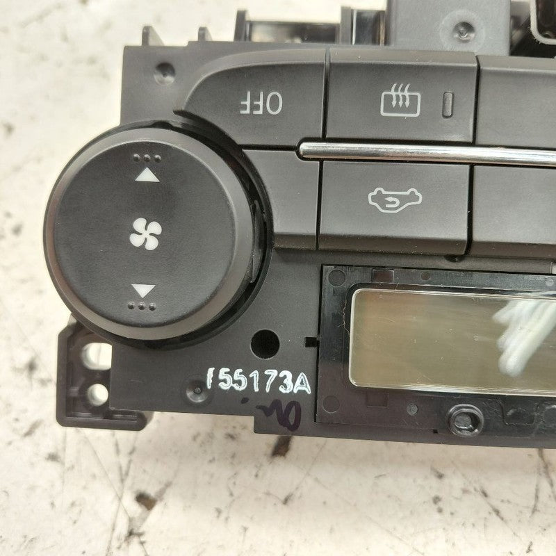 Temperature Control Heat Heater AC Switch Fits 17-24 Mitsubishi Mirage