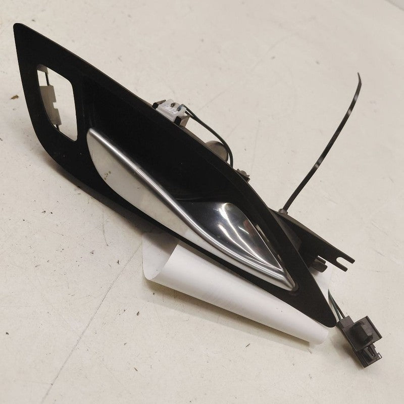Cadillac XTS Door Handle Right Passenger Front Interior Inside      20