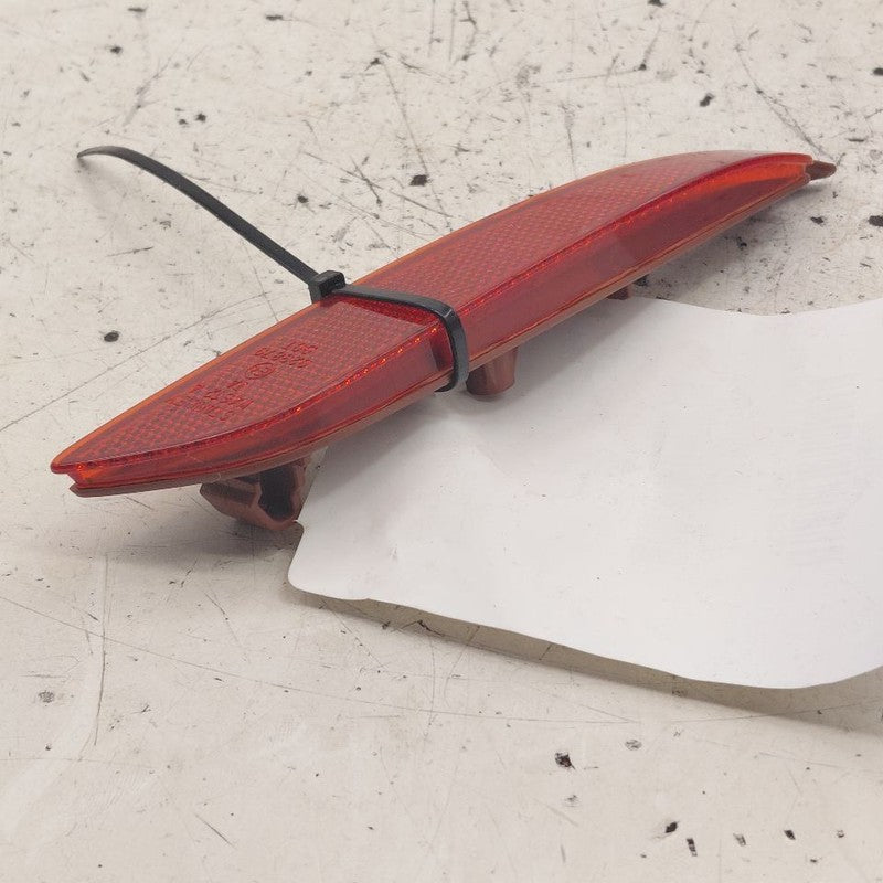 Mazda 6 Passenger Right Rear Side Marker Reflector 2018 2019 2020 2021