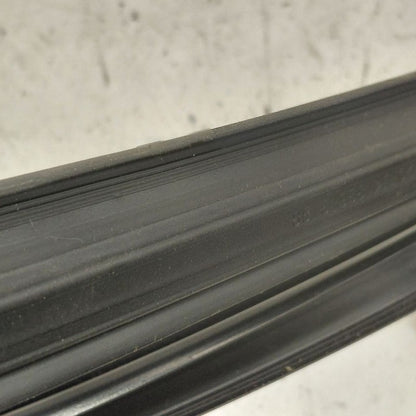 Mitsubishi Outlander   Door Glass Window Seal Rubber Right Passenger F