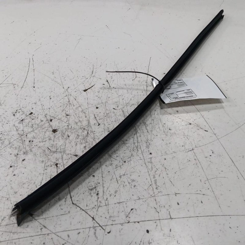 Kia Forte Right Front Weather Strip Interior  2015 2016 2017 2018 OEM