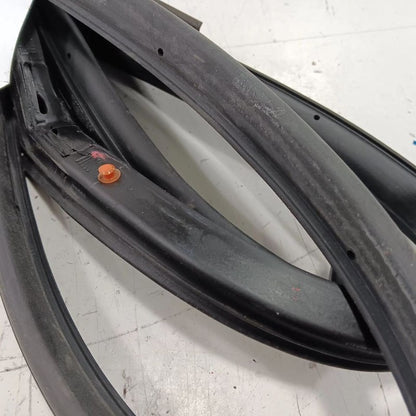 Hyundai Accent On Door Seal Rubber Left Rear Back 2014 2015 2016 2016 201