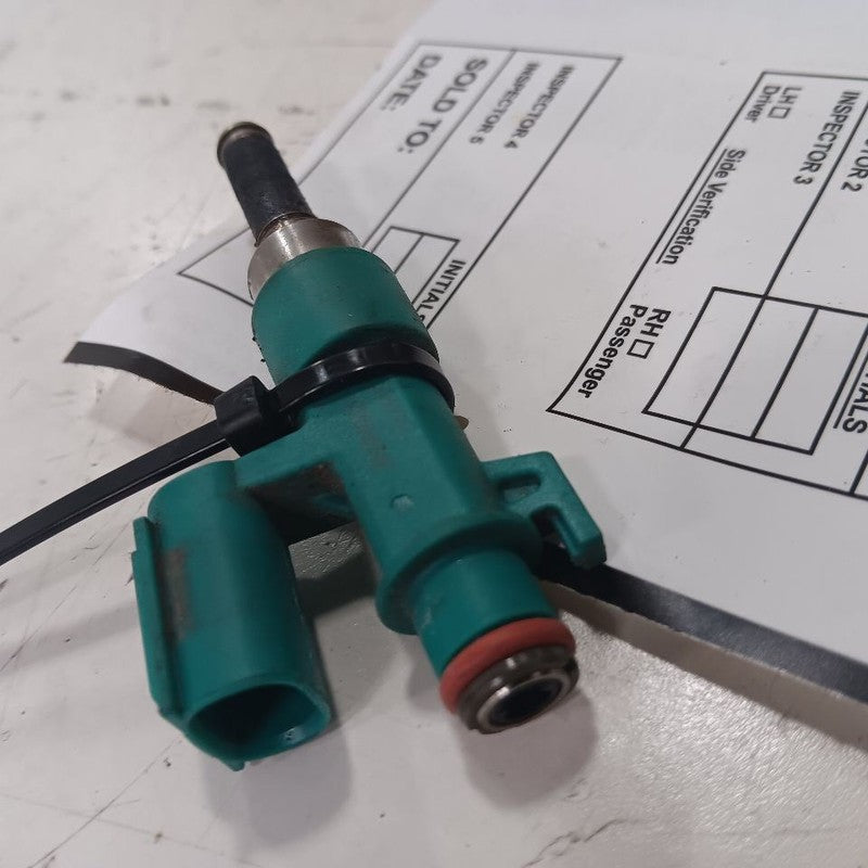 Upper Fuel Injection Injector Hatchback M20AFKS Fits 19-23 Toyota Corolla