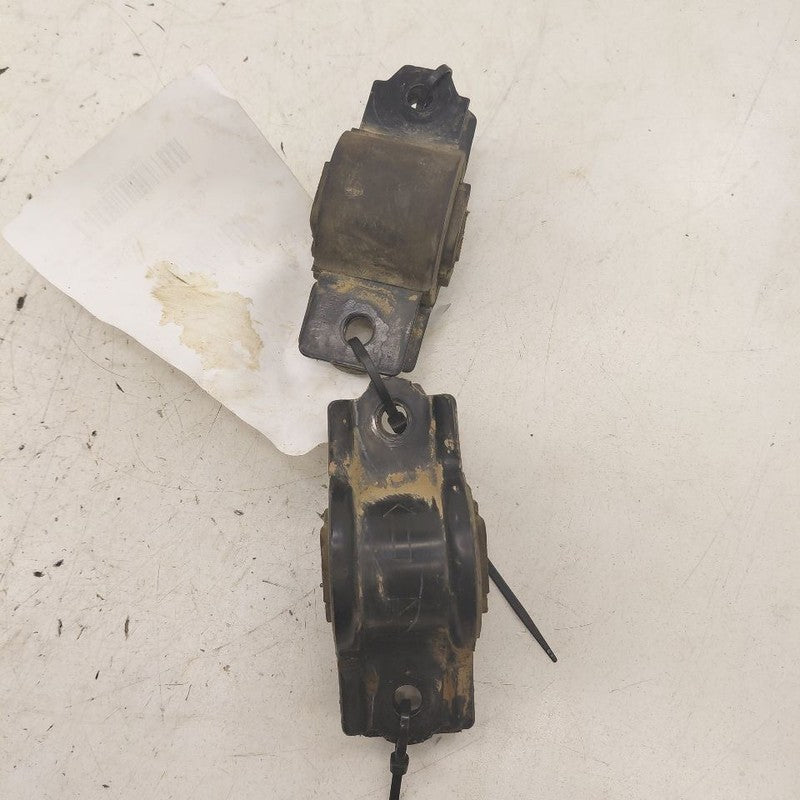 Lexus IS350 Rear Sway Bar Bushing Mounting Bracket  2020 2019 2018