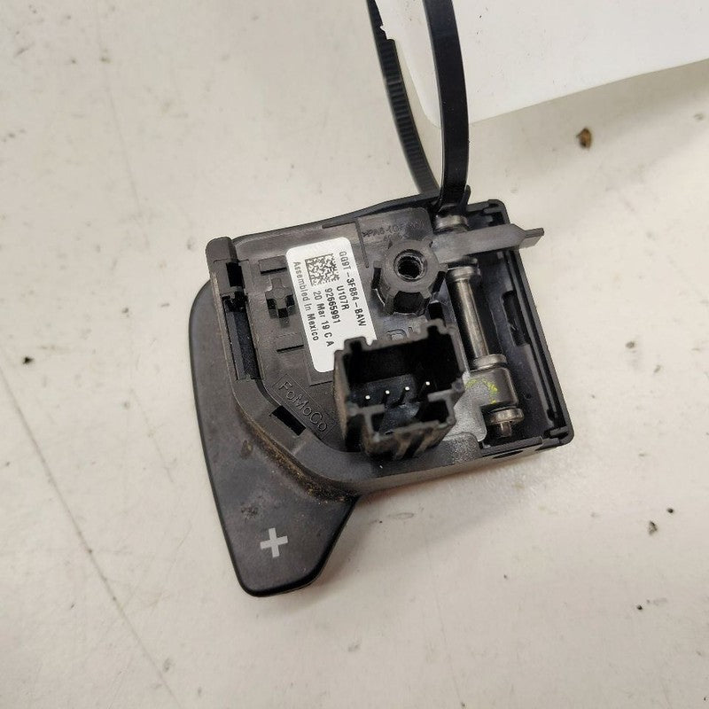 Ford Edge Passenger Right Paddle Shifter {GG9T3F884BAW} 2019 2020 2021