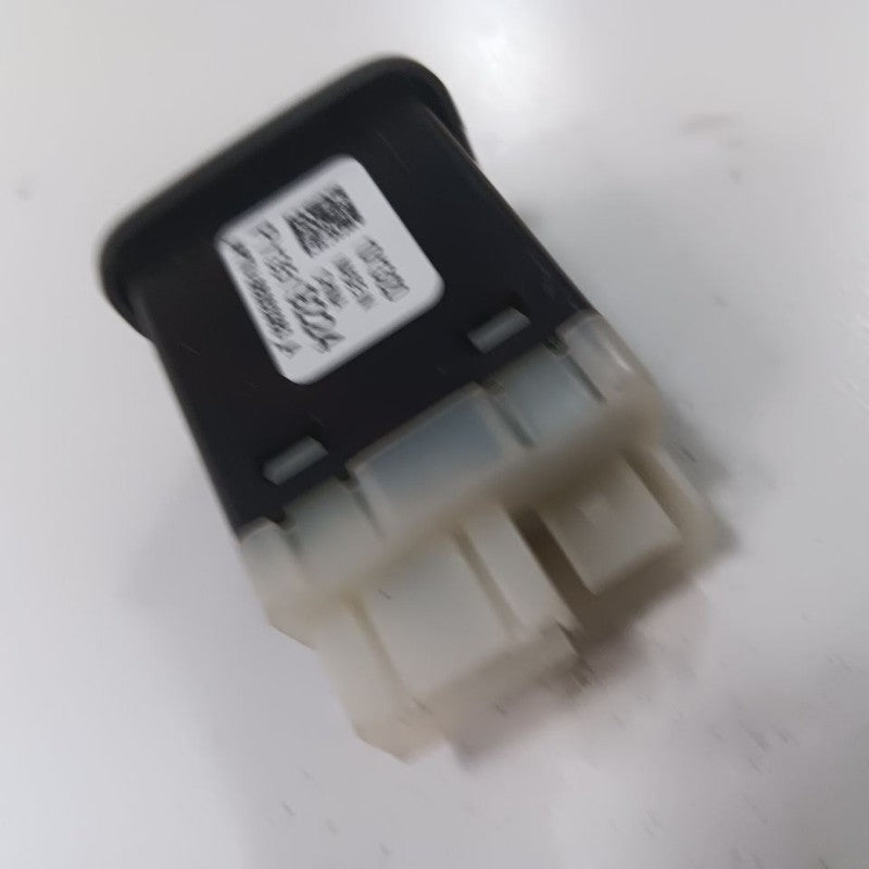 Buick Encore USB Plug In Hub Port  2022 2021 2020 2019 2018