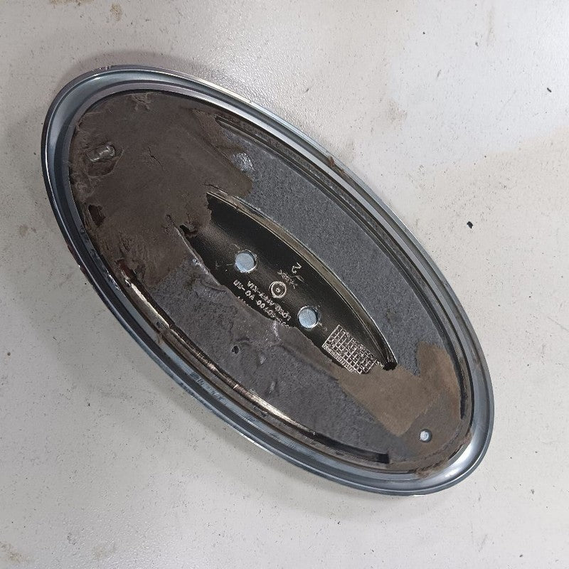 Kia Sorento Trunk Lid Logo Emblem Badge Rear Back  2018 2017 2016