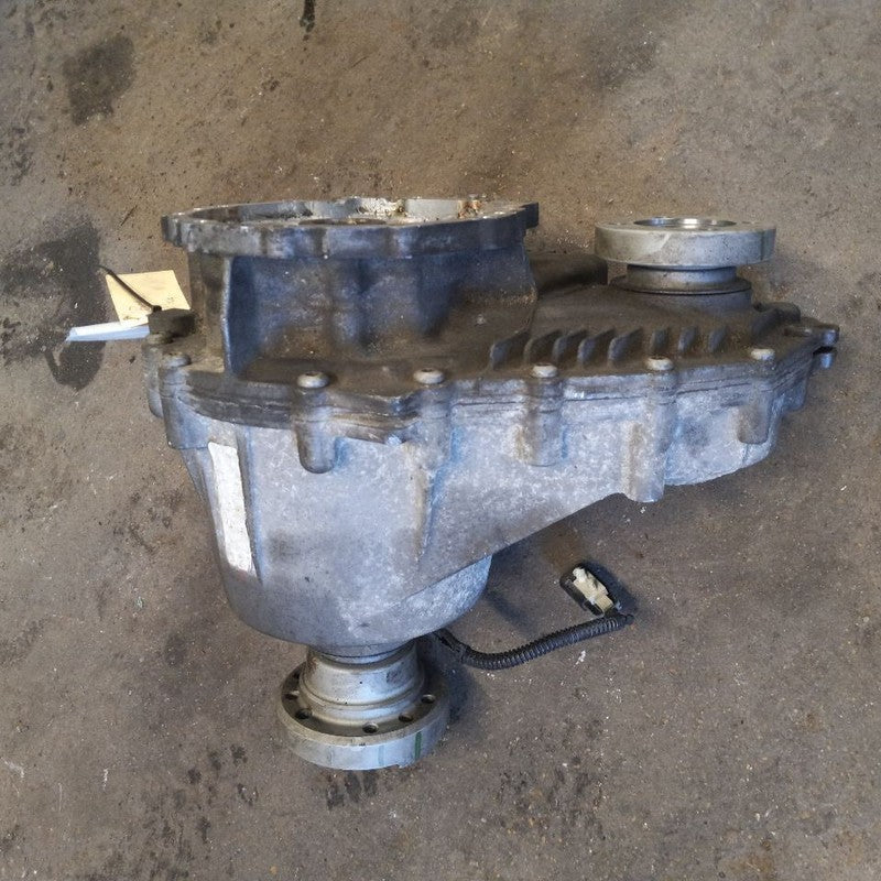 Transfer Case 3.6L Fits 15-23 Chrysler 300 OEM